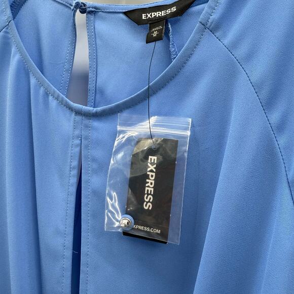 NWT Express Mock Wrap with Front Tie Accent Long Keyhole Neckline Size M - Picture 7 of 10